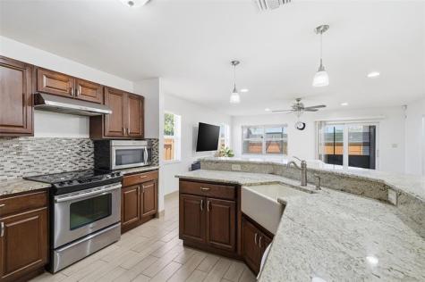 5015 SW 18th Street West Park FL 33023