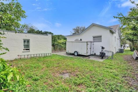 763 NW 41st Street Miami FL 33127