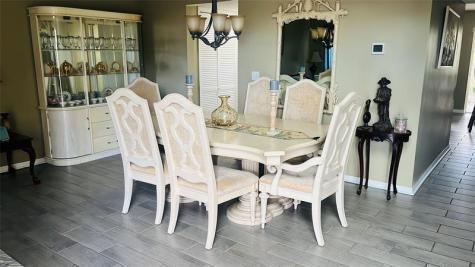 184 Massini NW Palm Bay FL 32907