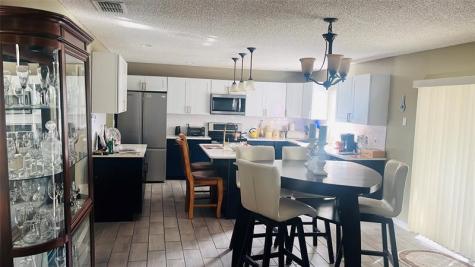 184 Massini NW Palm Bay FL 32907