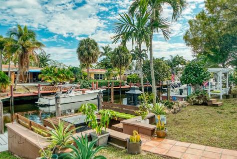 2100 SW 23rd Terrace Fort Lauderdale FL 33312