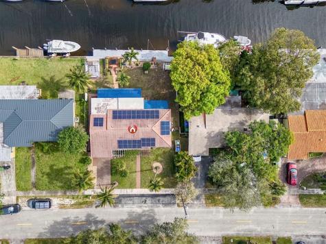2100 SW 23rd Terrace Fort Lauderdale FL 33312