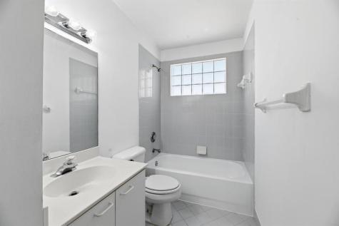 15860 NW 14th Road Pembroke Pines FL 33028