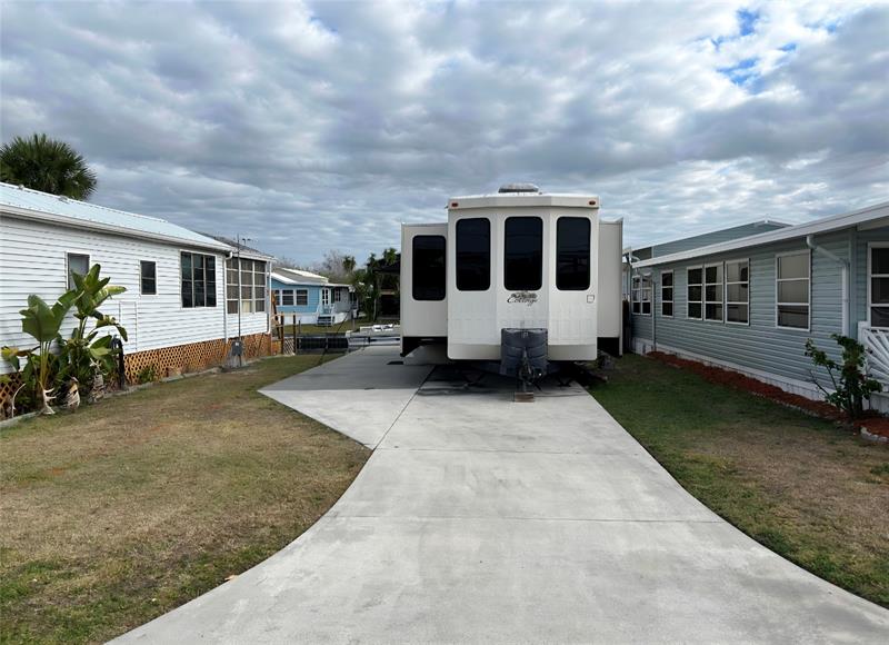 18 Shell Road Okeechobee FL 34974