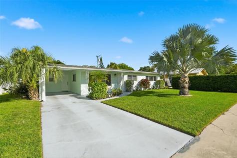 807 W Ocean Avenue Lantana FL 33462
