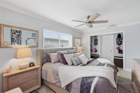 807 W Ocean Avenue Lantana FL 33462