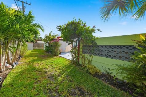 807 W Ocean Avenue Lantana FL 33462