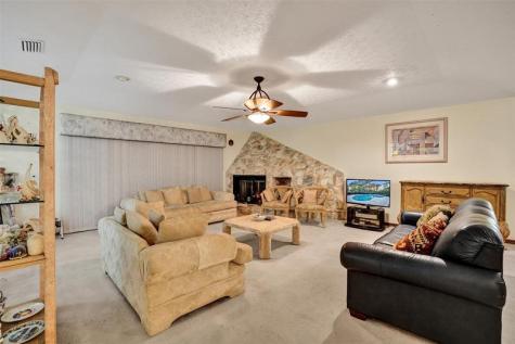 766-750 SE Cavern Avenue Port St Lucie FL 34983