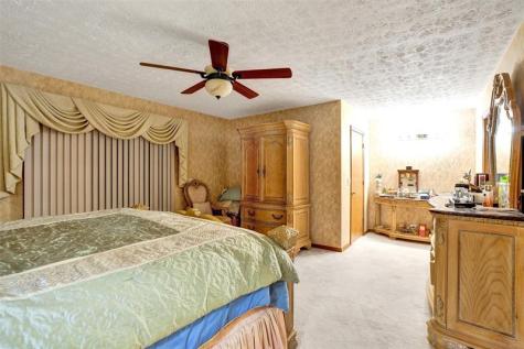 766-750 SE Cavern Avenue Port St Lucie FL 34983