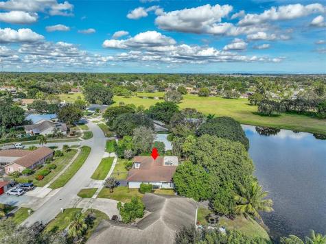 1618 The 12th Fairway Wellington FL 33414