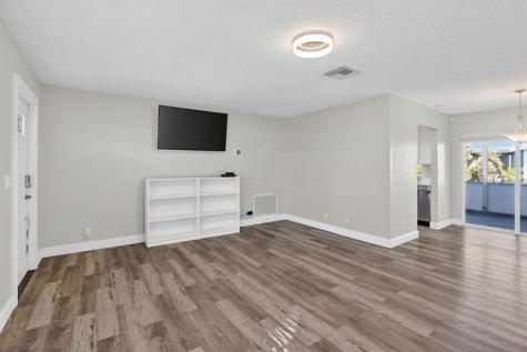 8845 NW 14th Street Plantation FL 33322