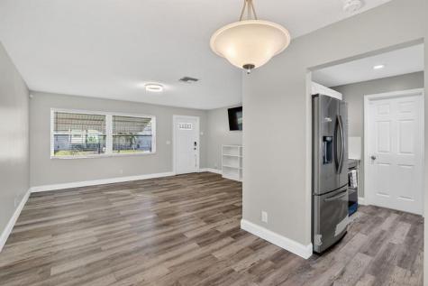8845 NW 14th Street Plantation FL 33322