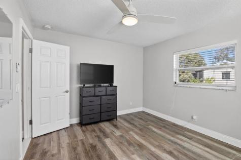 8845 NW 14th Street Plantation FL 33322
