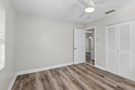 8845 NW 14th Street Plantation FL 33322