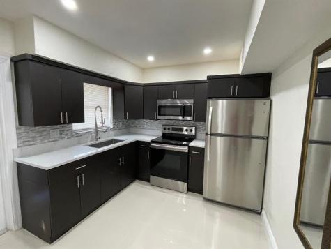 1809 NW 13th Court Fort Lauderdale FL 33311
