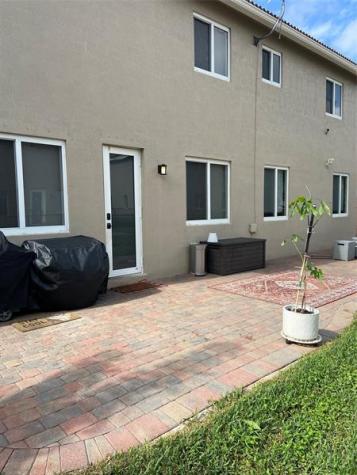 20439 NW 9th Court Miami FL 33169