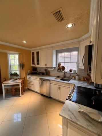 5531 NW 49th Way Coconut Creek FL 33073