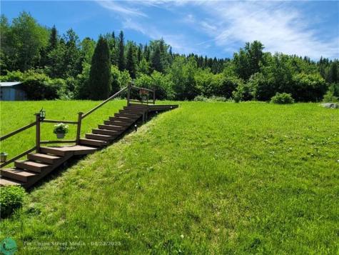 6975 S Blvd.de La Grande Baie Sud Other County - Not In USA QC G7B 3P6