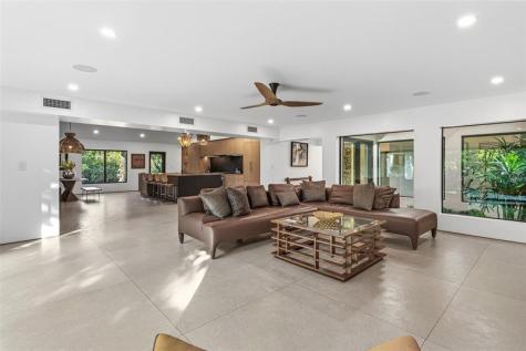 18660 Long Lake Drive Boca Raton FL 33496