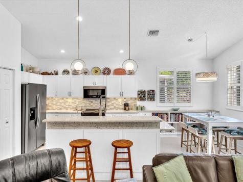 3580 Canary Palm Court Pompano Beach FL 33069