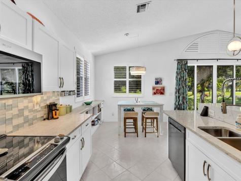 3580 Canary Palm Court Pompano Beach FL 33069