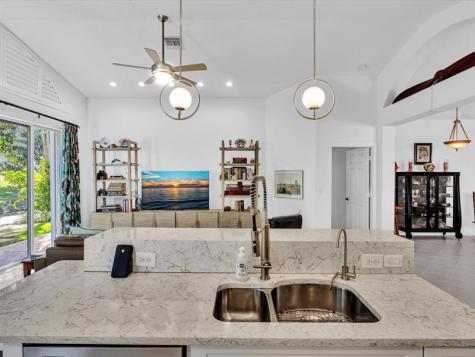 3580 Canary Palm Court Pompano Beach FL 33069