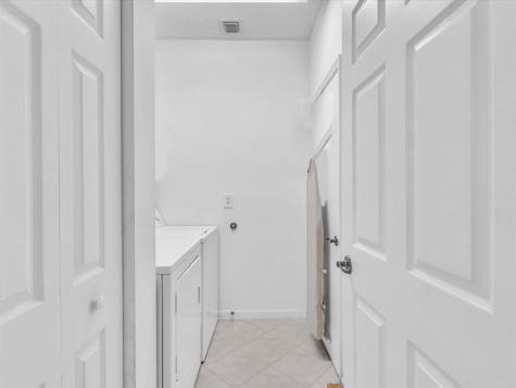 3580 Canary Palm Court Pompano Beach FL 33069