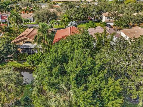3580 Canary Palm Court Pompano Beach FL 33069