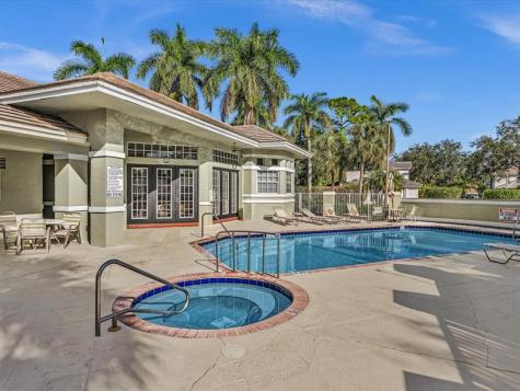 3580 Canary Palm Court Pompano Beach FL 33069