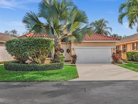 3580 Canary Palm Court Pompano Beach FL 33069