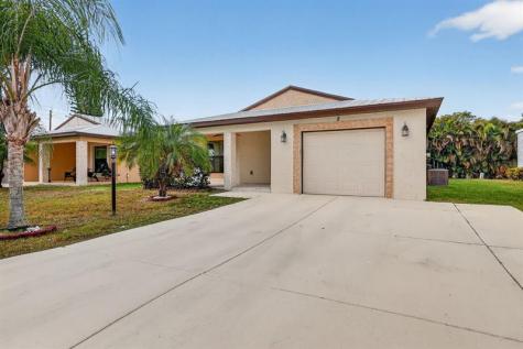 5 Flamenco Way Port St Lucie FL 34952