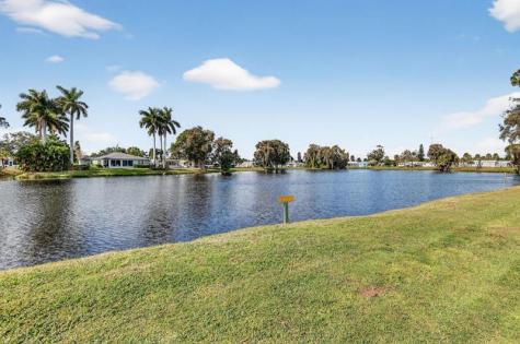 5 Flamenco Way Port St Lucie FL 34952