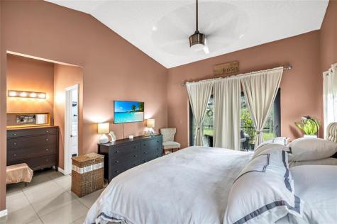 10940 Cypress Run Circle Coral Springs FL 33071