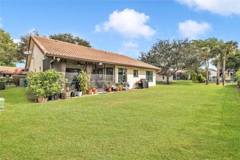 10940 Cypress Run Circle Coral Springs FL 33071