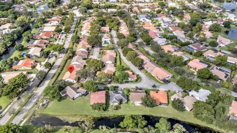 10940 Cypress Run Circle Coral Springs FL 33071