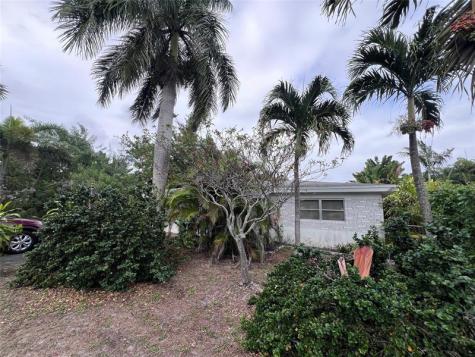 111 NE 47th Street Oakland Park FL 33334