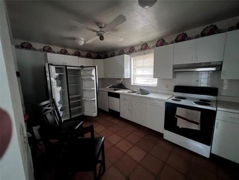 111 NE 47th Street Oakland Park FL 33334