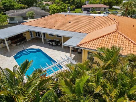 16686 Golfview Drive Weston FL 33326