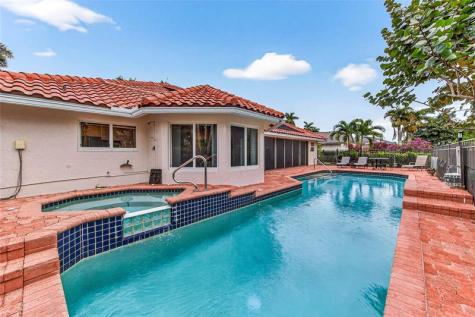 10405 Canoe Brook Circle Boca Raton FL 33498