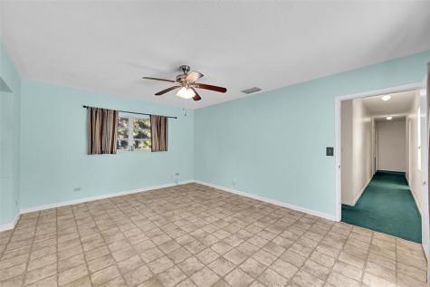 7480 NW 9th Street Plantation FL 33317