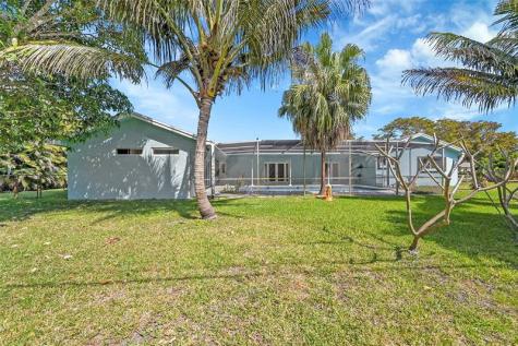 7480 NW 9th Street Plantation FL 33317