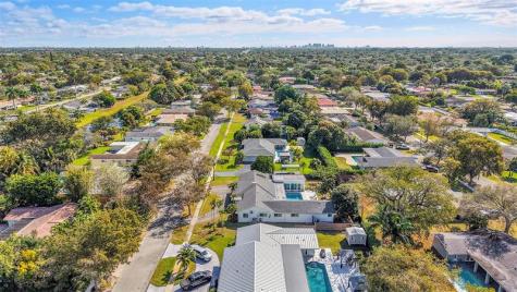 7480 NW 9th Street Plantation FL 33317