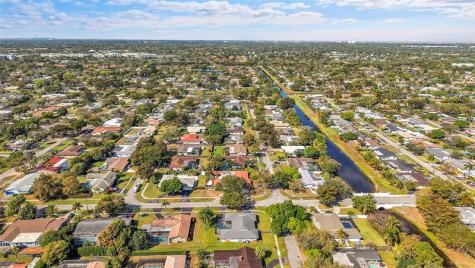 7480 NW 9th Street Plantation FL 33317