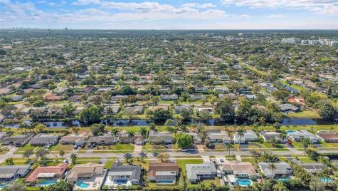 7480 NW 9th Street Plantation FL 33317