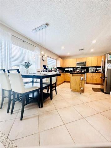5522 NW 125th Terrace Coral Springs FL 33076