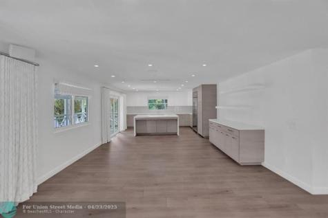 109 SE Olive Way Boca Raton FL 33432