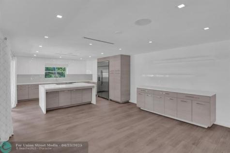 109 SE Olive Way Boca Raton FL 33432
