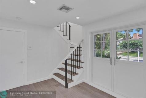 109 SE Olive Way Boca Raton FL 33432