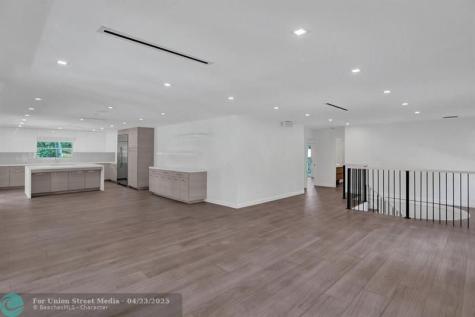 109 SE Olive Way Boca Raton FL 33432