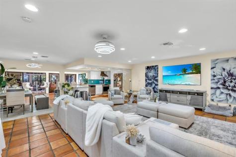 980 SW 70th Avenue Plantation FL 33317